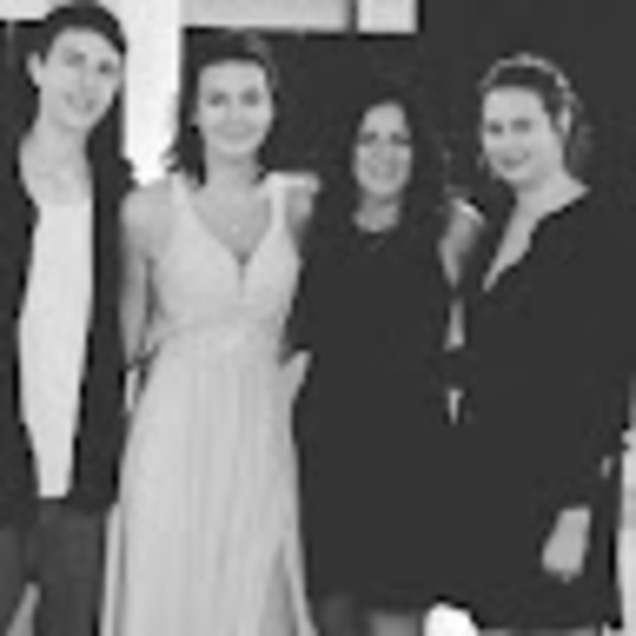 Meet your Posher, Tala - Picture 1 of 1